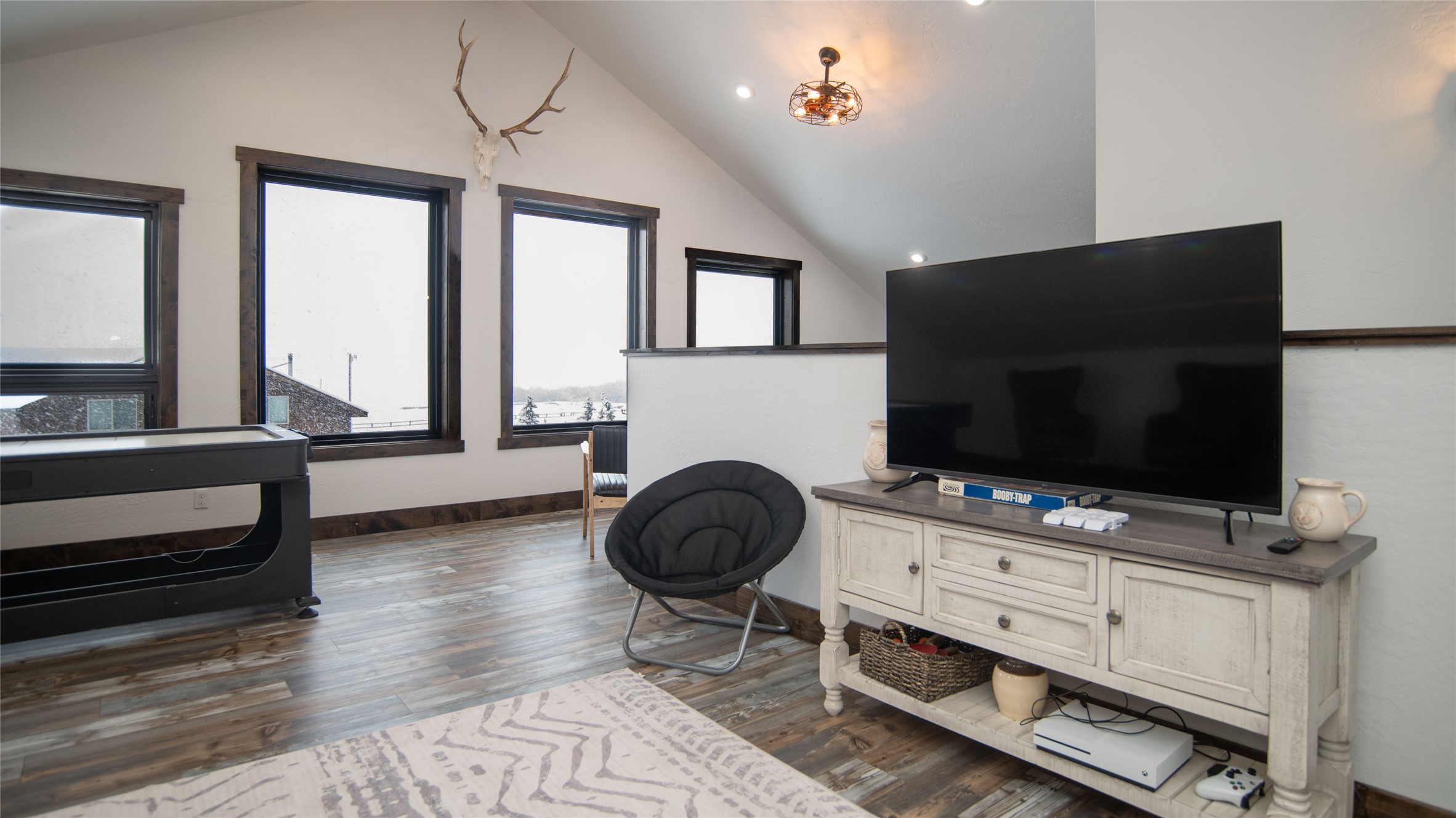5 Fox Trail Way