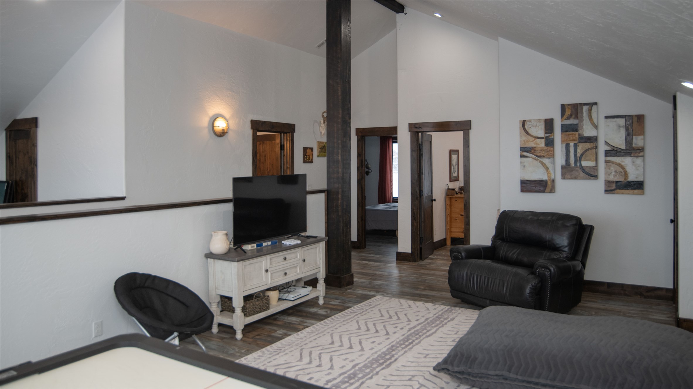 5 Fox Trail Way