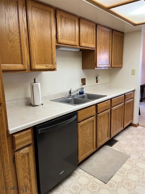 2200 W Dickerson Street 88