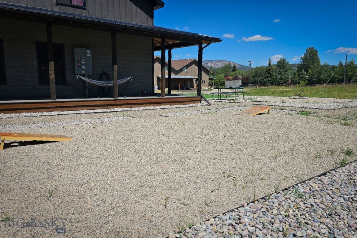 5 Fox Trail Way