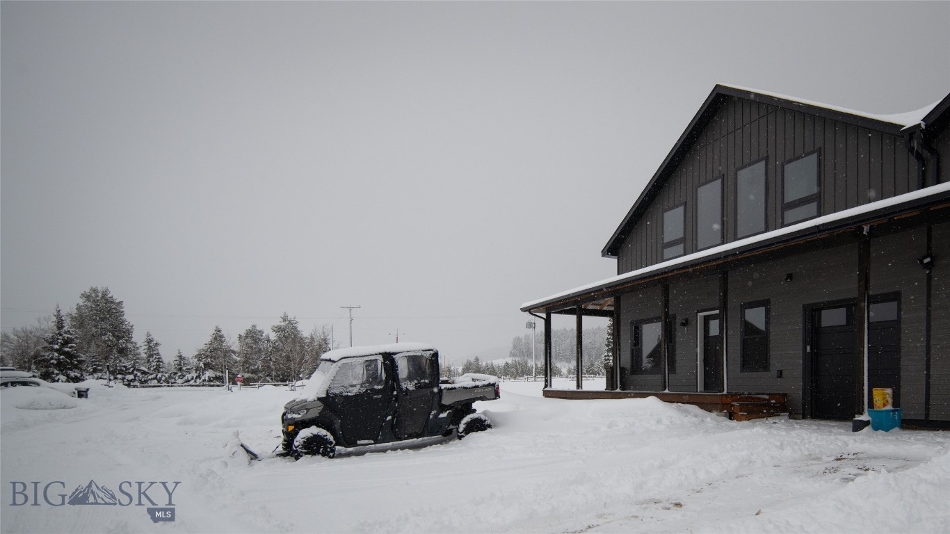 5 Fox Trail Way