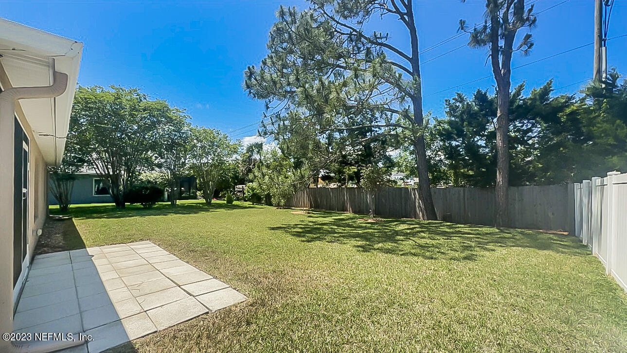 212 SAINT THOMAS Street