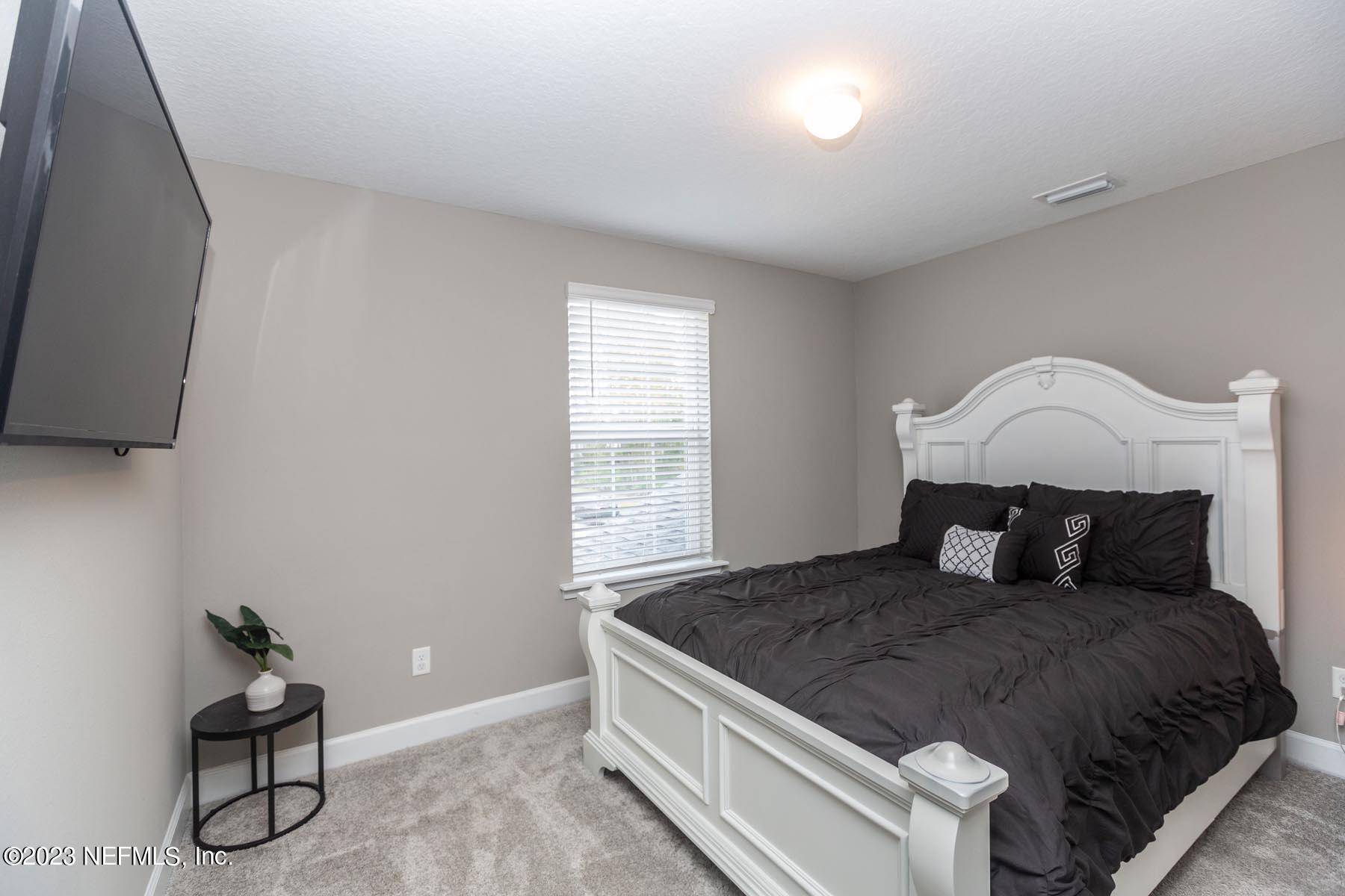 93 TURKEY OAK Way