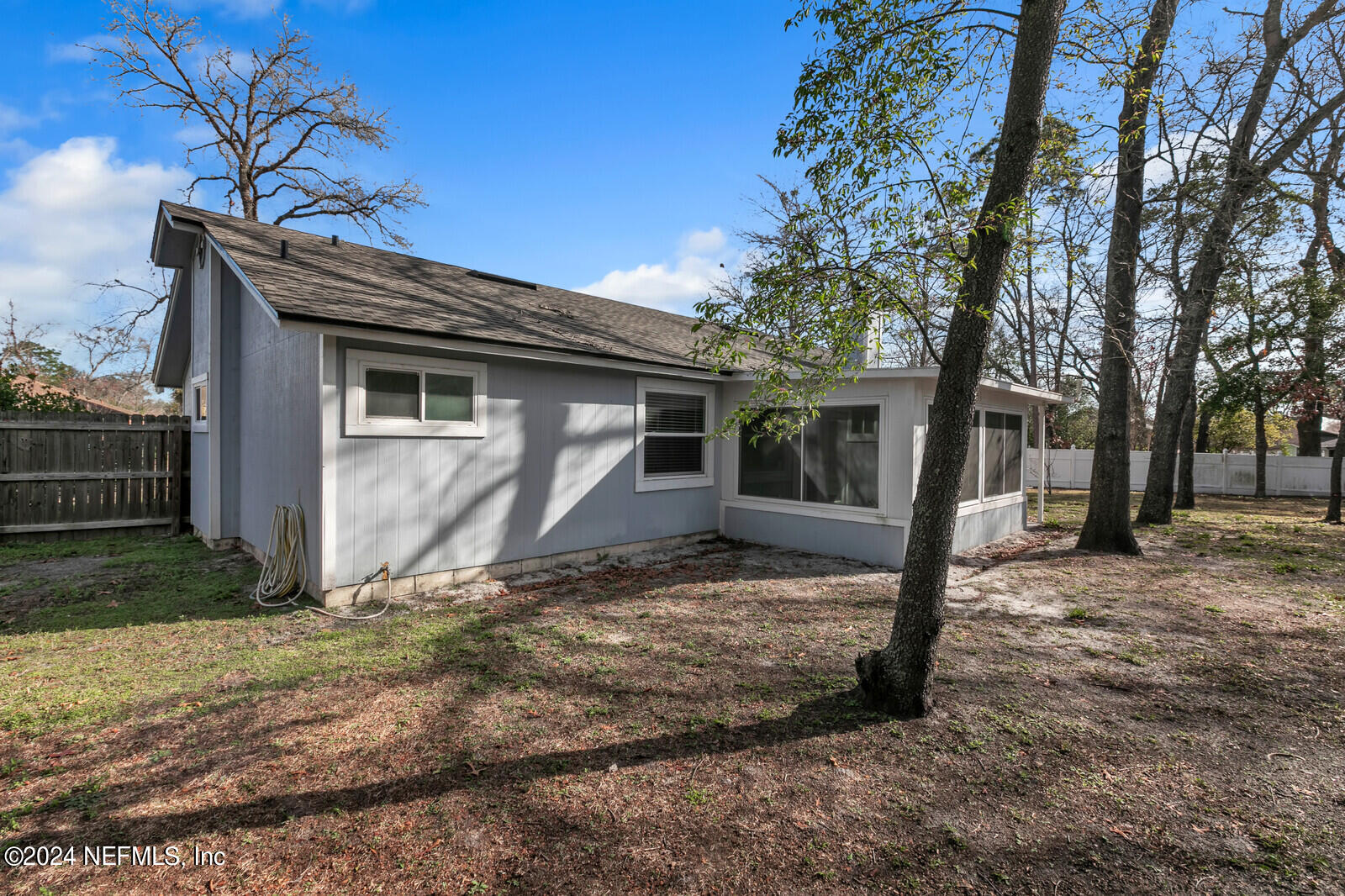 8462 WESSEX Court