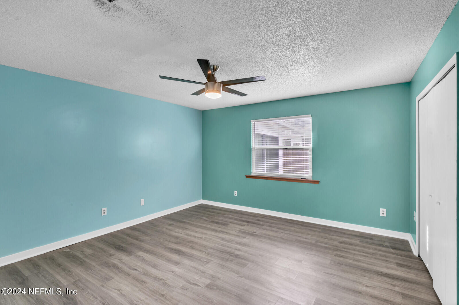 8462 WESSEX Court