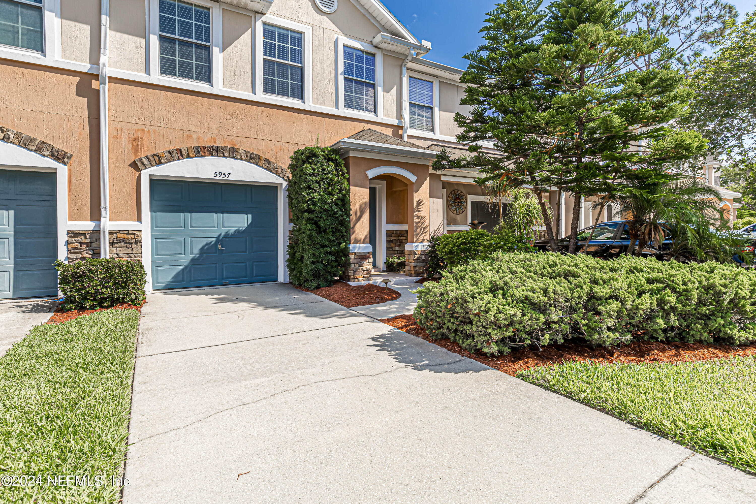 5957 PAVILION Drive