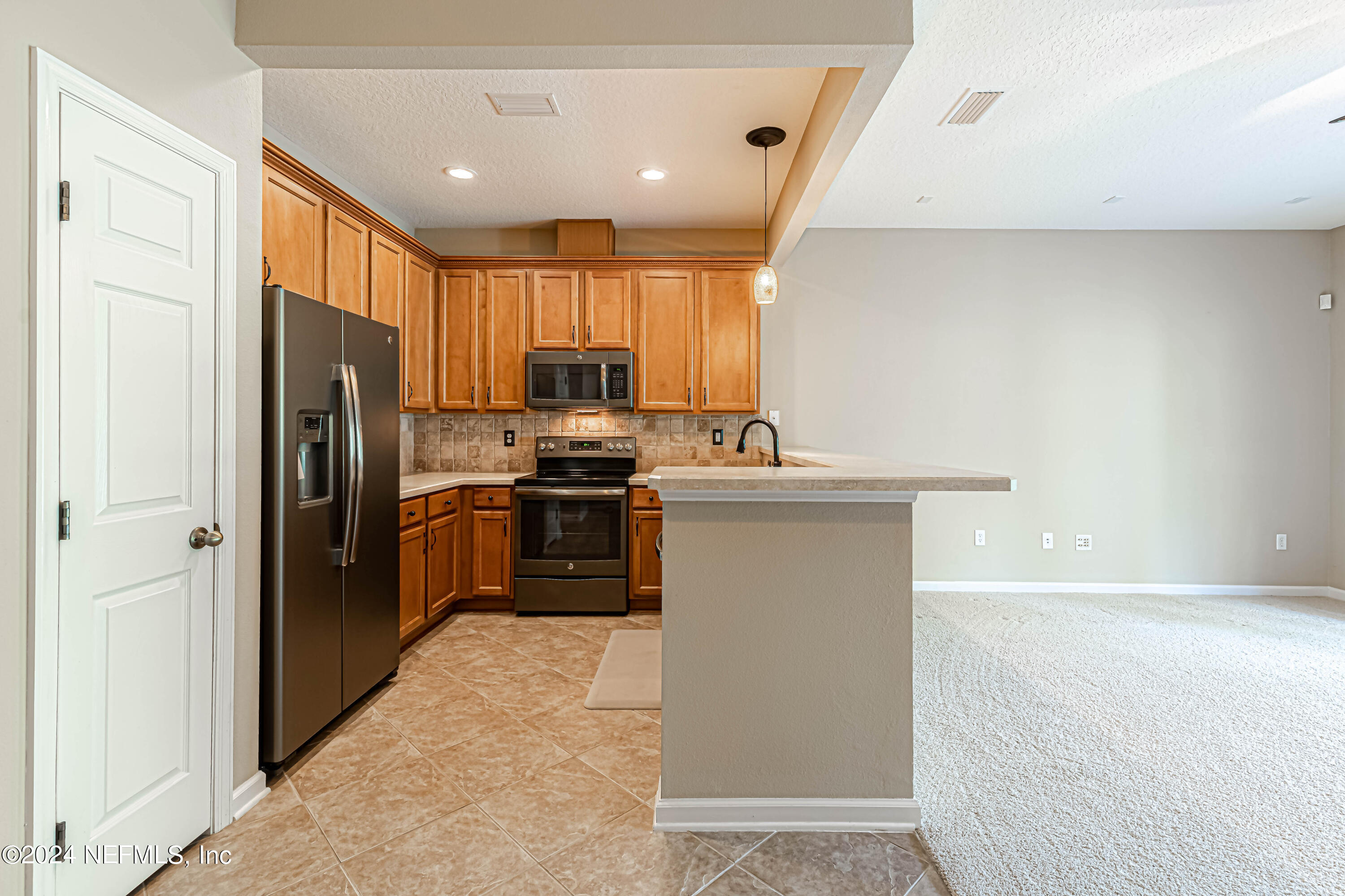 5957 PAVILION Drive