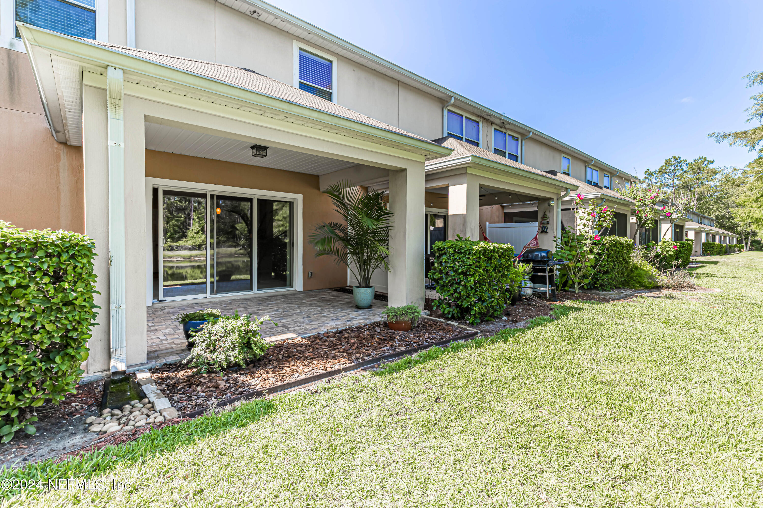 5957 PAVILION Drive