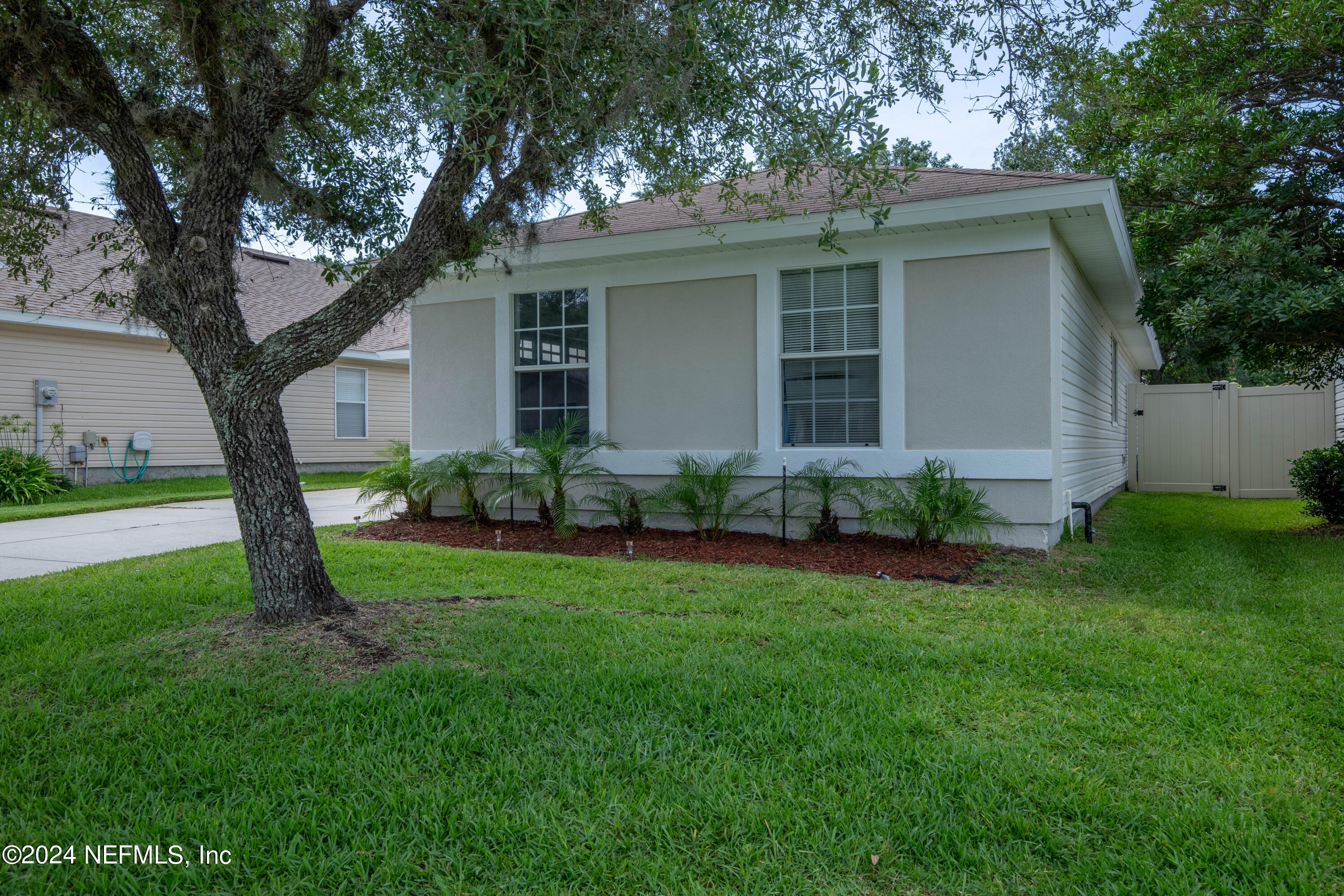 1539 GREENWAY Place