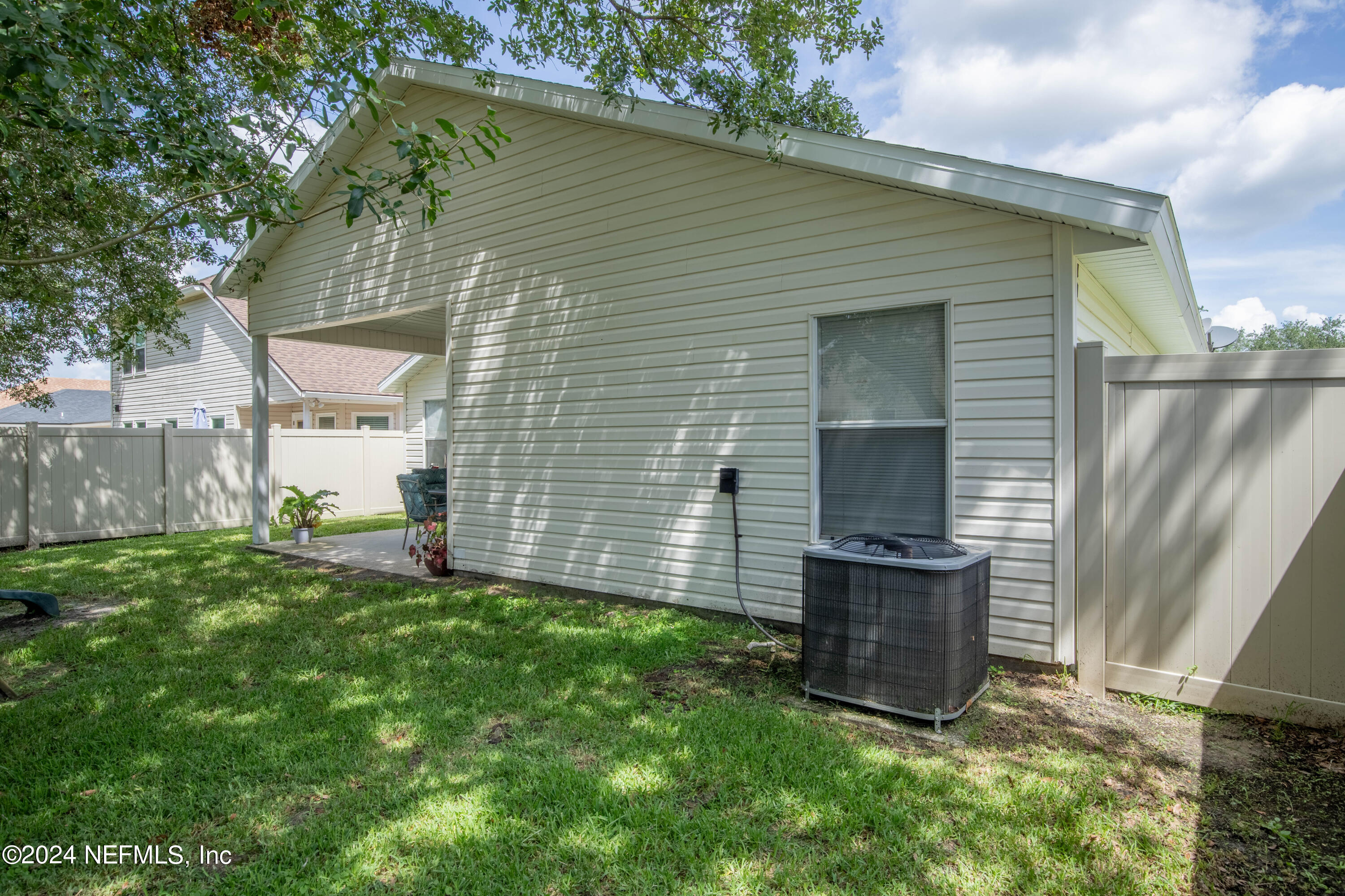 1539 GREENWAY Place