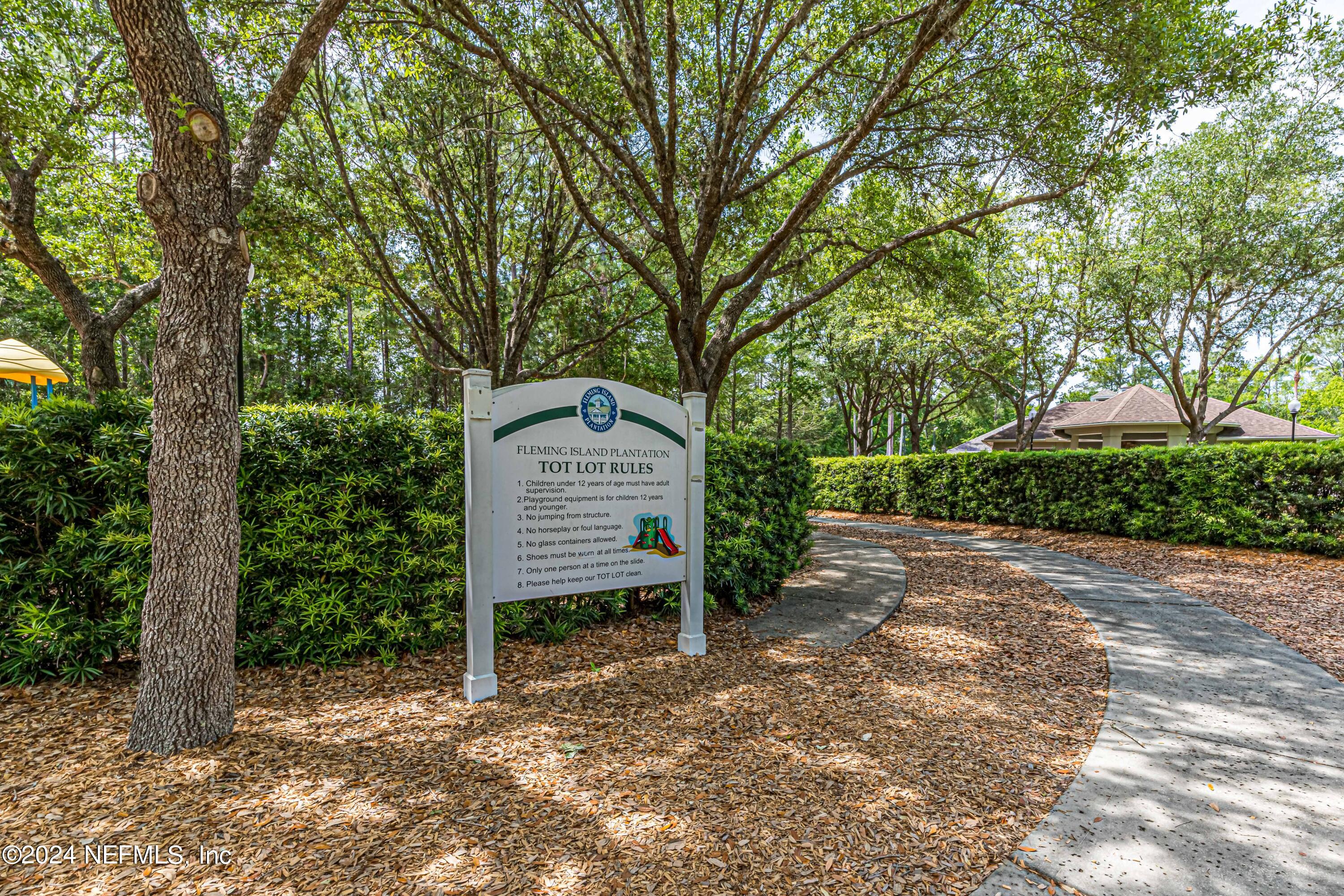1539 GREENWAY Place