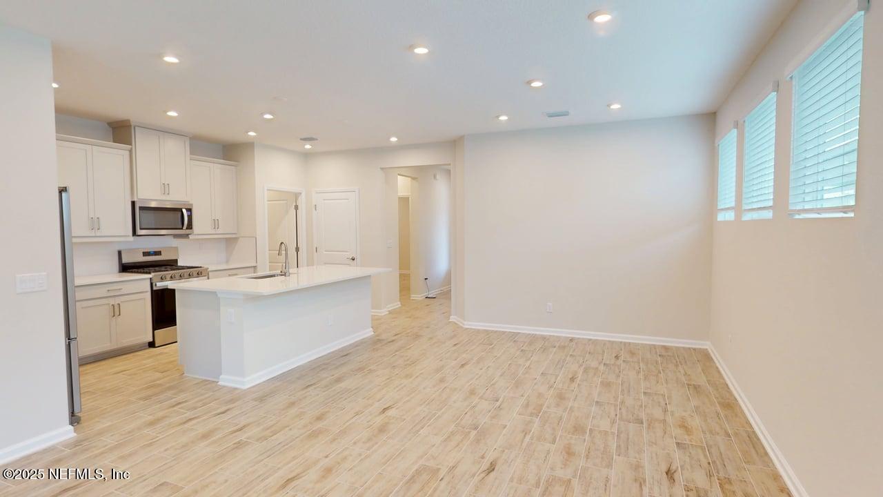 479 JUNIPER HILLS Drive, St. Johns