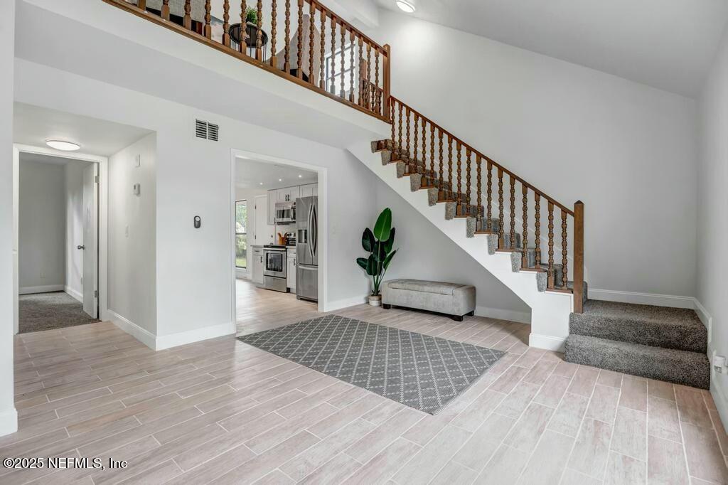 10248 ARROWHEAD Drive