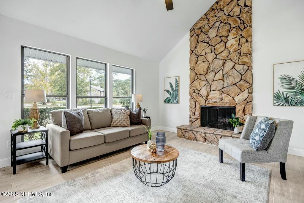10248 ARROWHEAD Drive