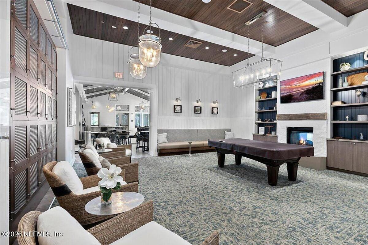 100 BROADHAVEN Drive