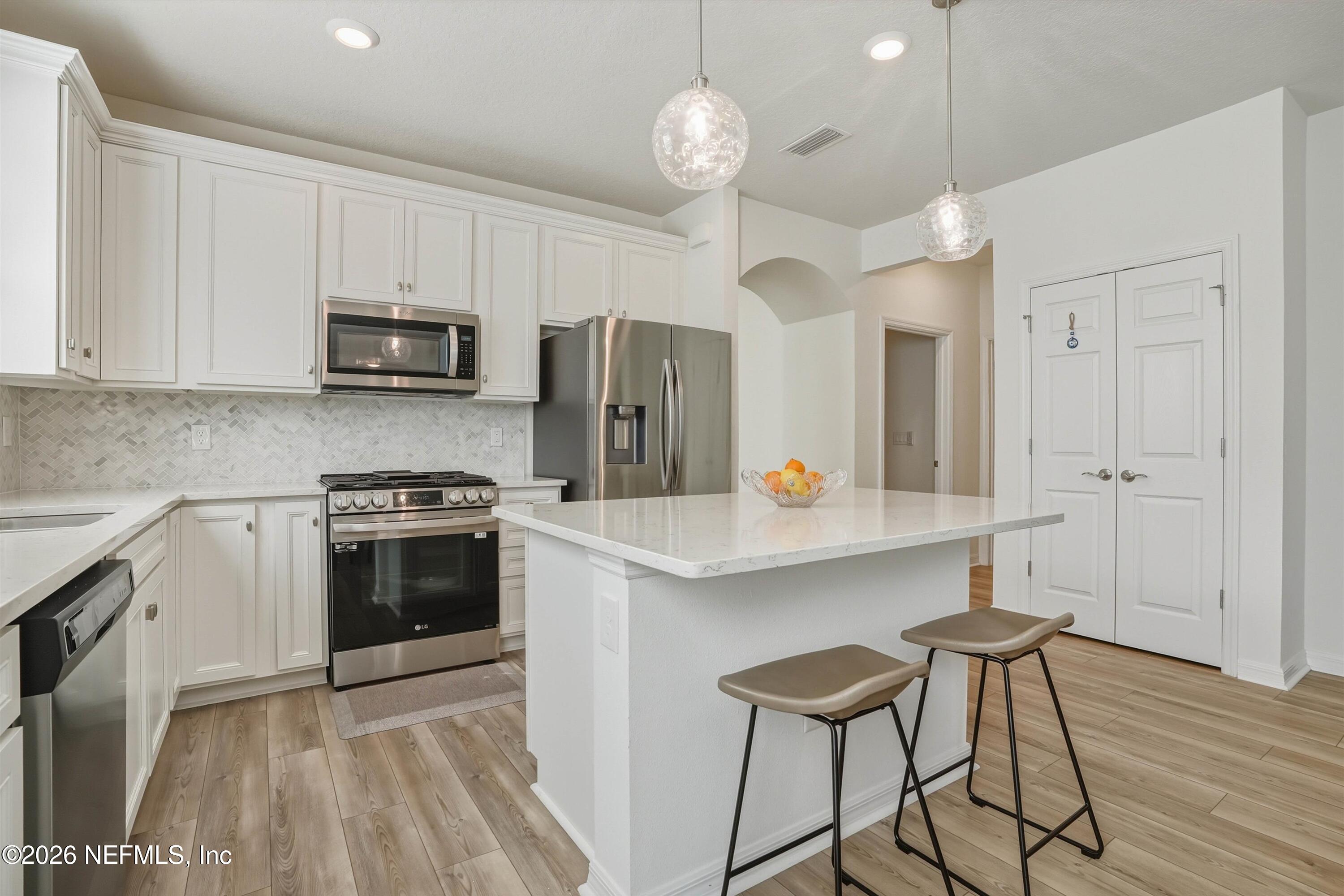 100 BROADHAVEN Drive