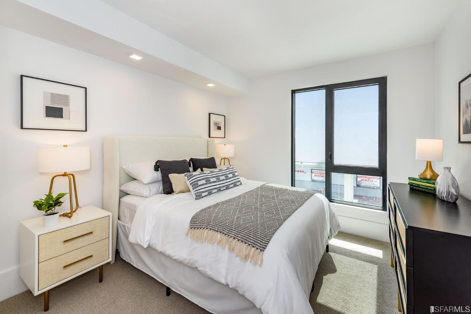 1288 Howard Street # 412