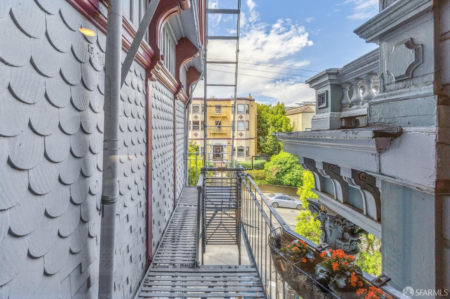 461 Oak Street # 2
