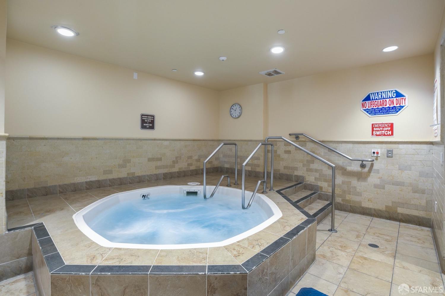 950 Duncan Street # 206E