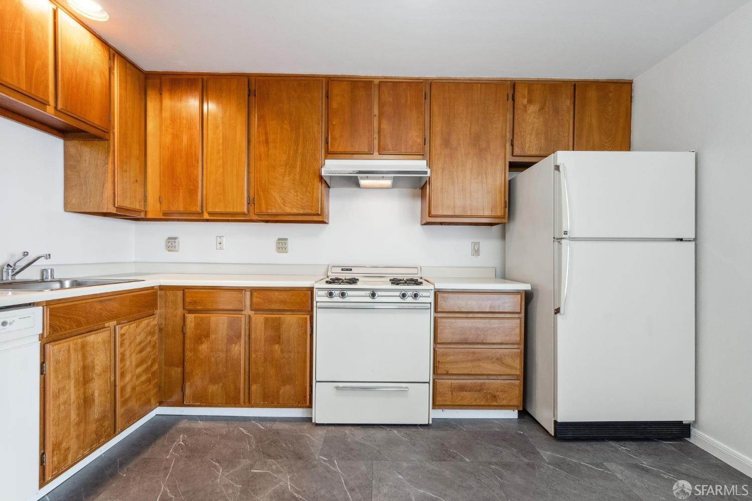 999 Wisconsin Street # 2