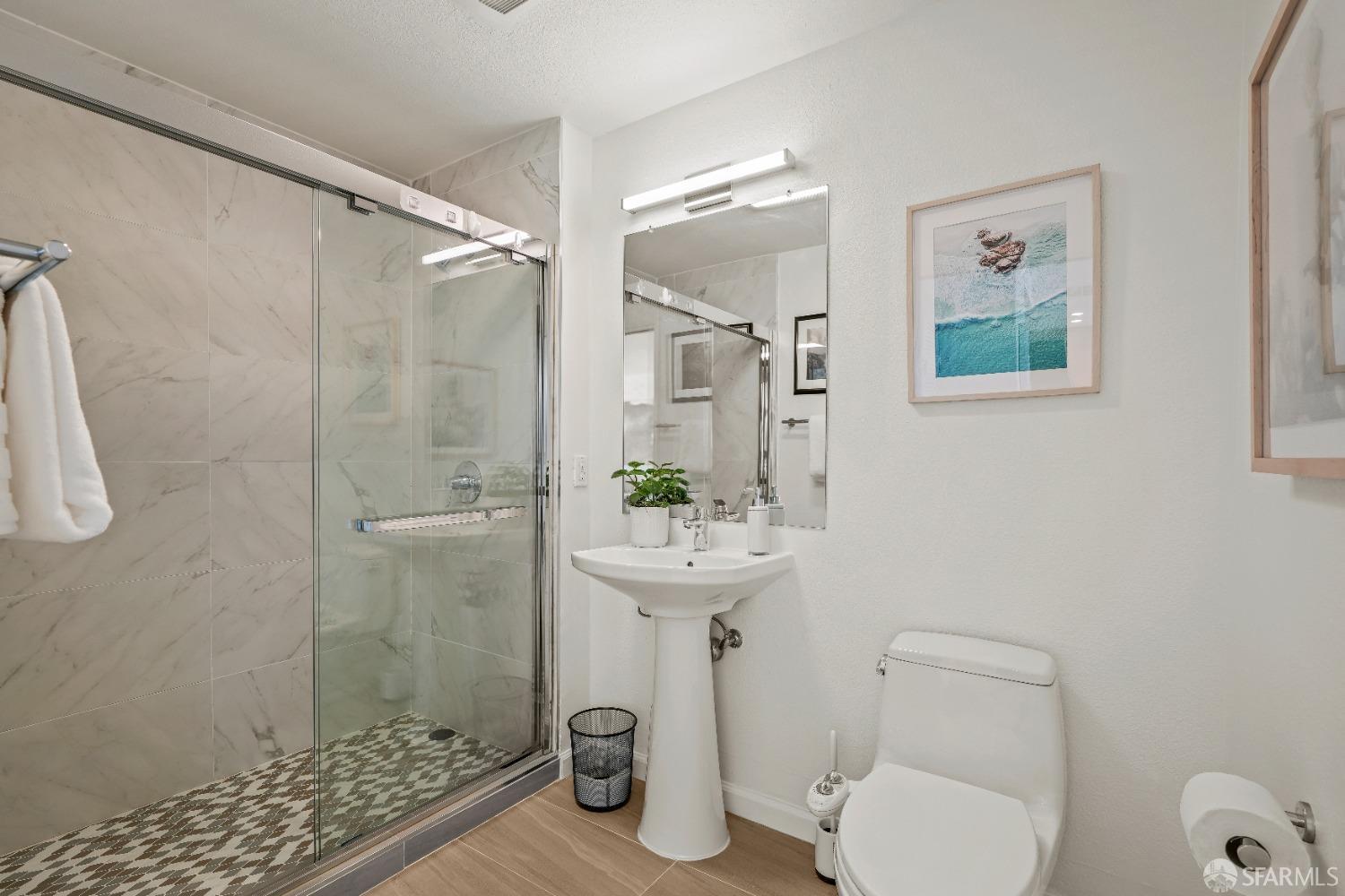 88 King Street # 302
