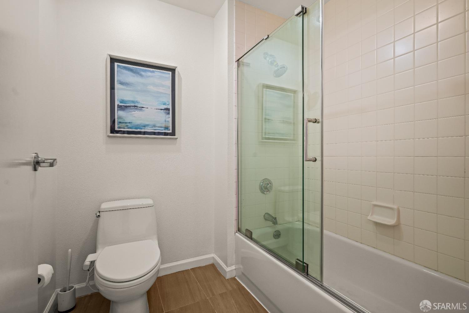 88 King Street # 302