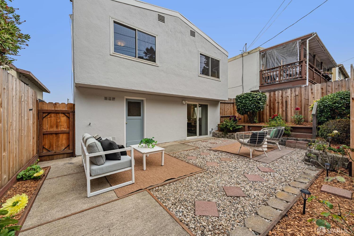 120 Mirada Drive