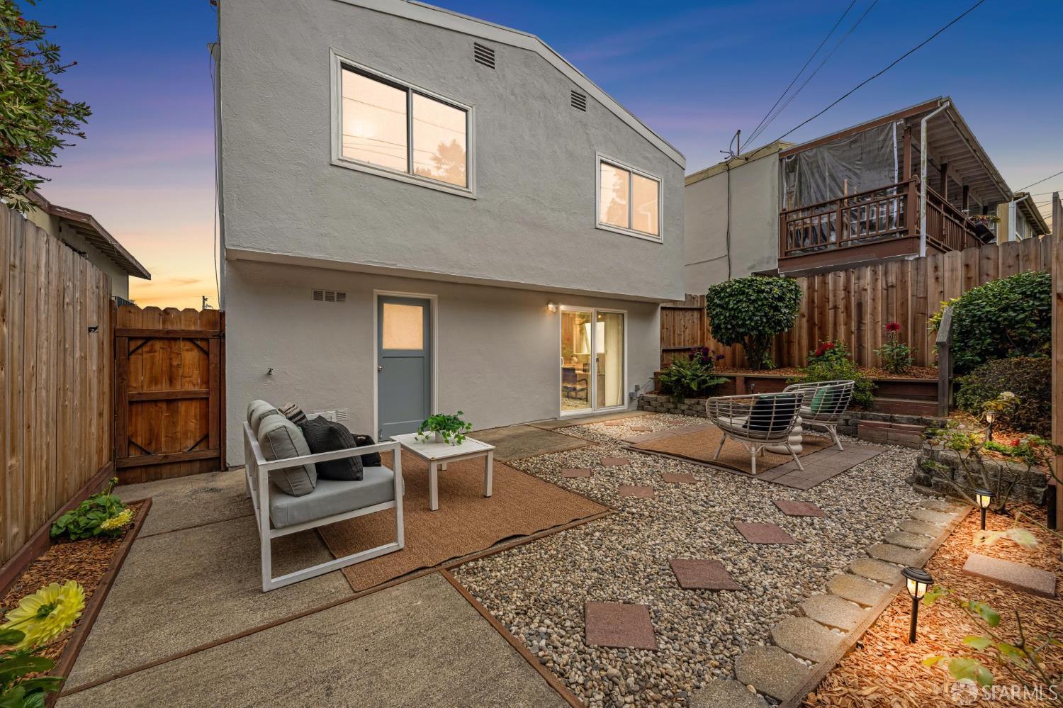 120 Mirada Drive