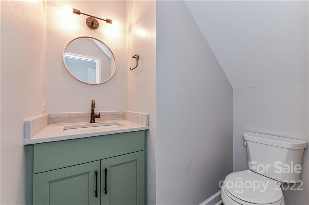 414 W 9th Street Unit: E