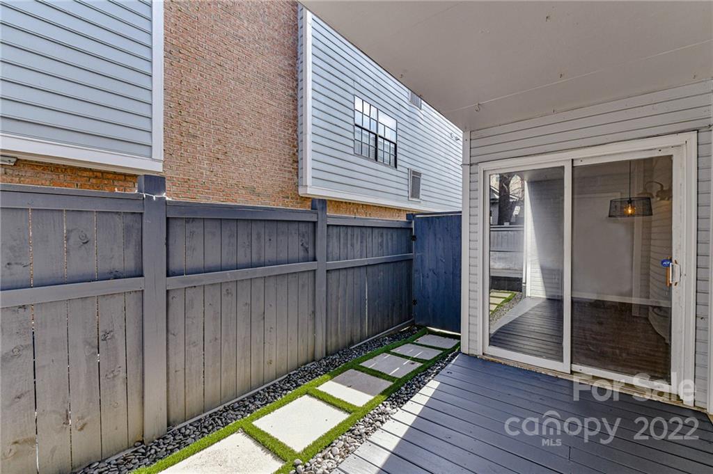 414 W 9th Street Unit: E