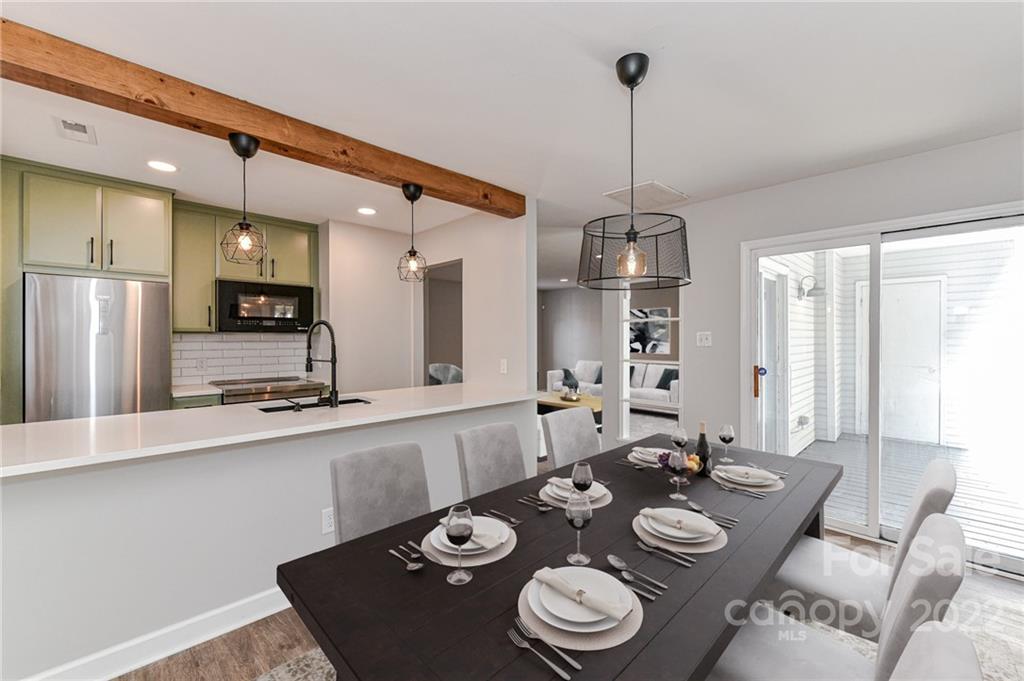 414 W 9th Street Unit: E
