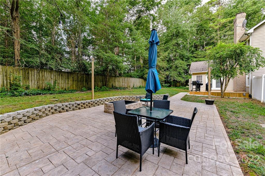 1612 Springwinds Drive