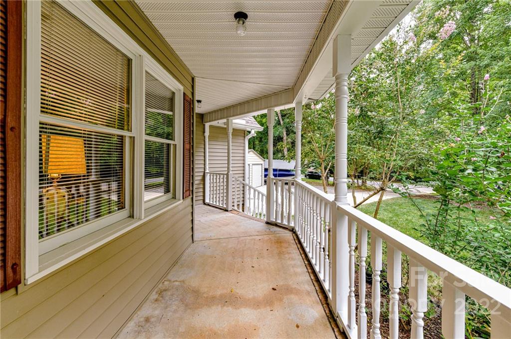 1612 Springwinds Drive
