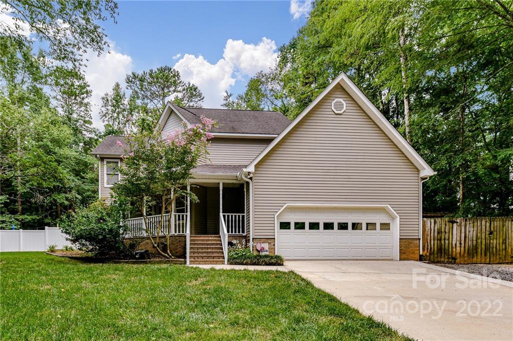 1612 Springwinds Drive