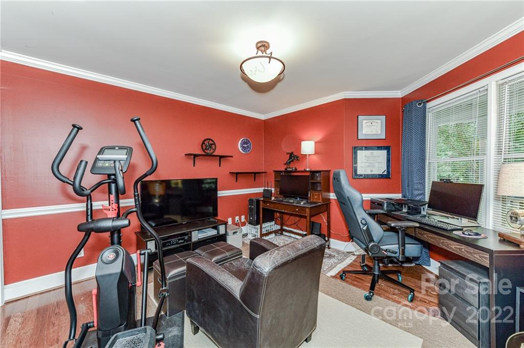 1612 Springwinds Drive