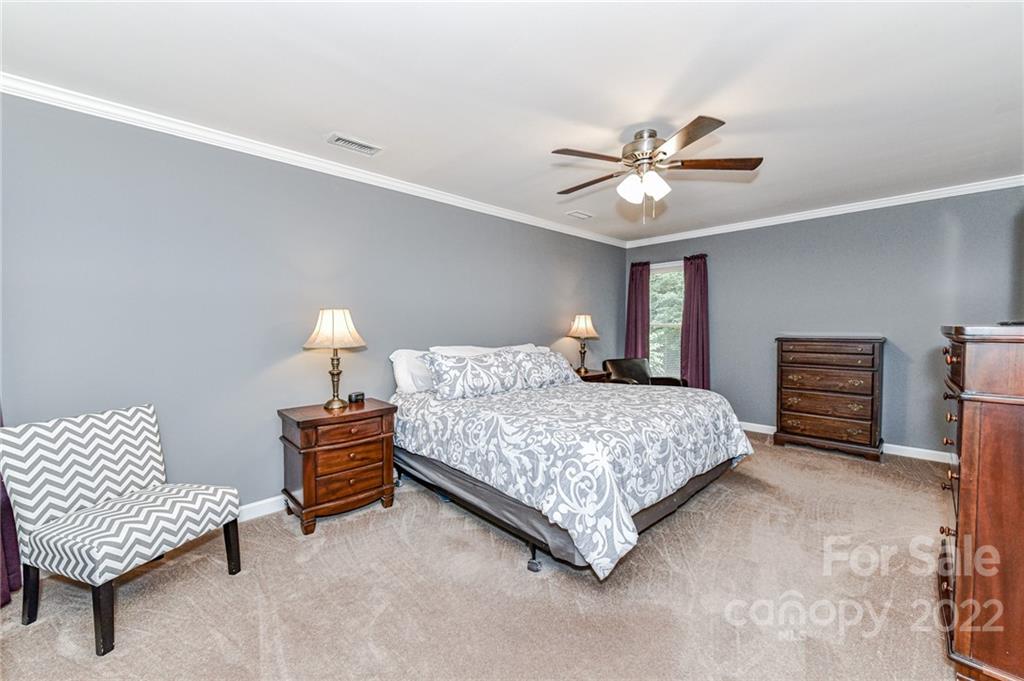 1612 Springwinds Drive