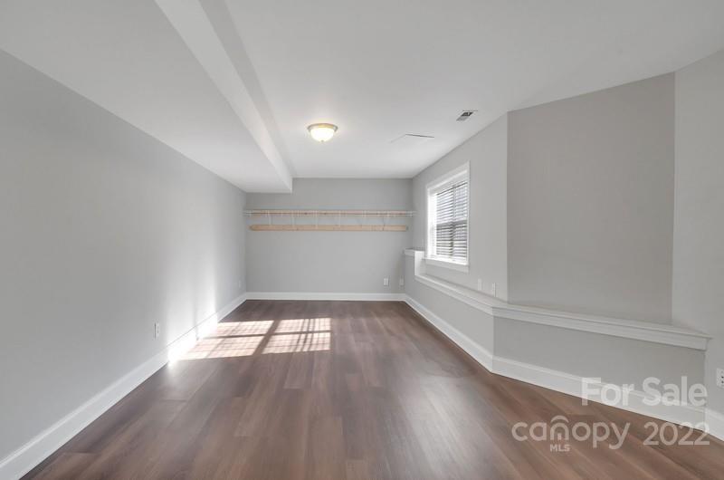 409 Oak Brook Drive