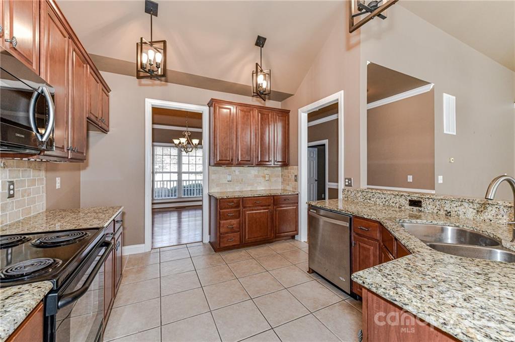 8612 Brookgreen Drive