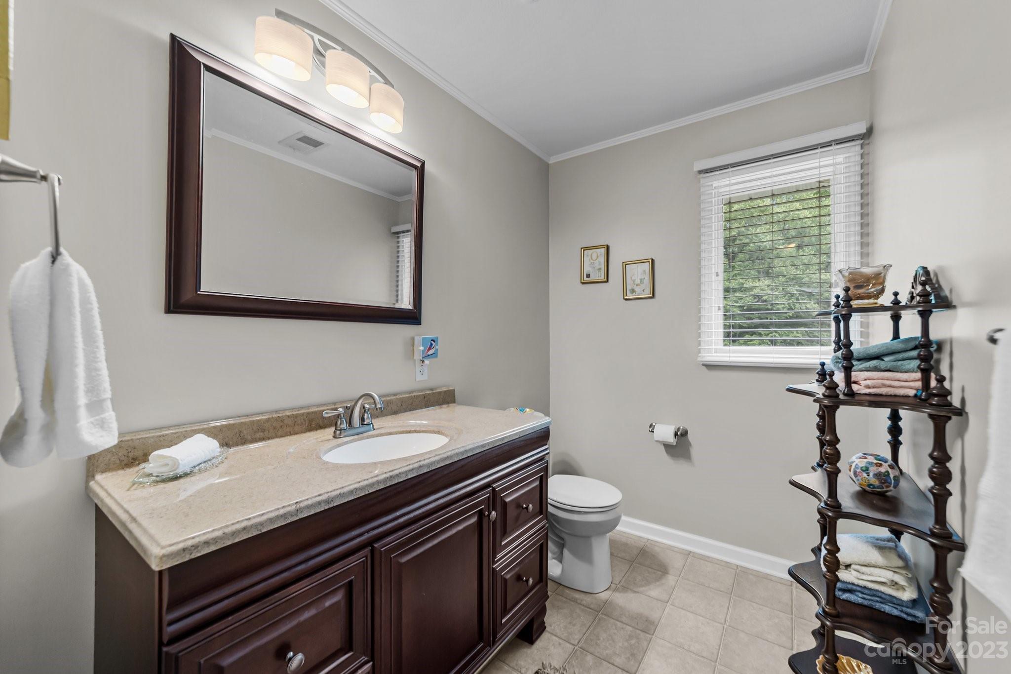 125 Tybeth Circle