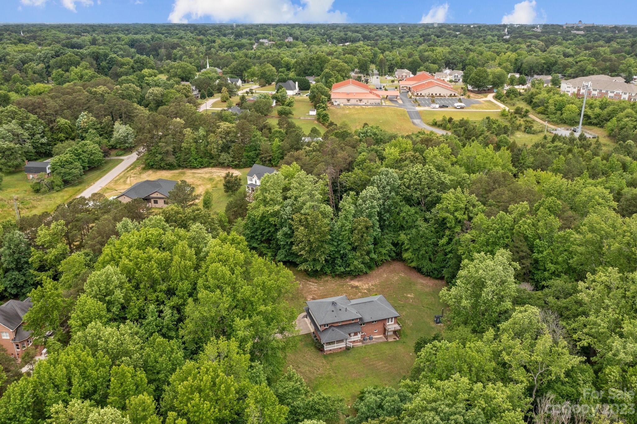 125 Tybeth Circle