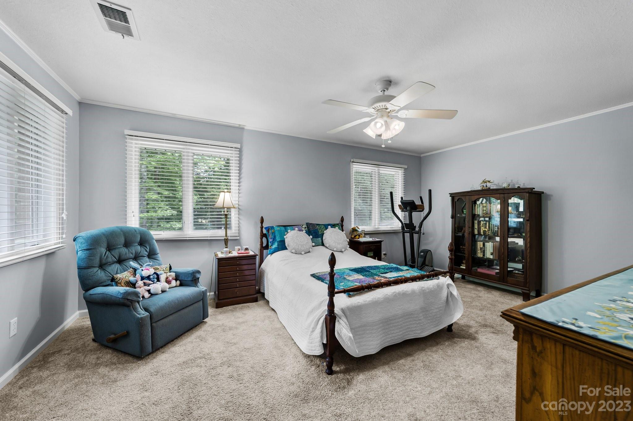 125 Tybeth Circle