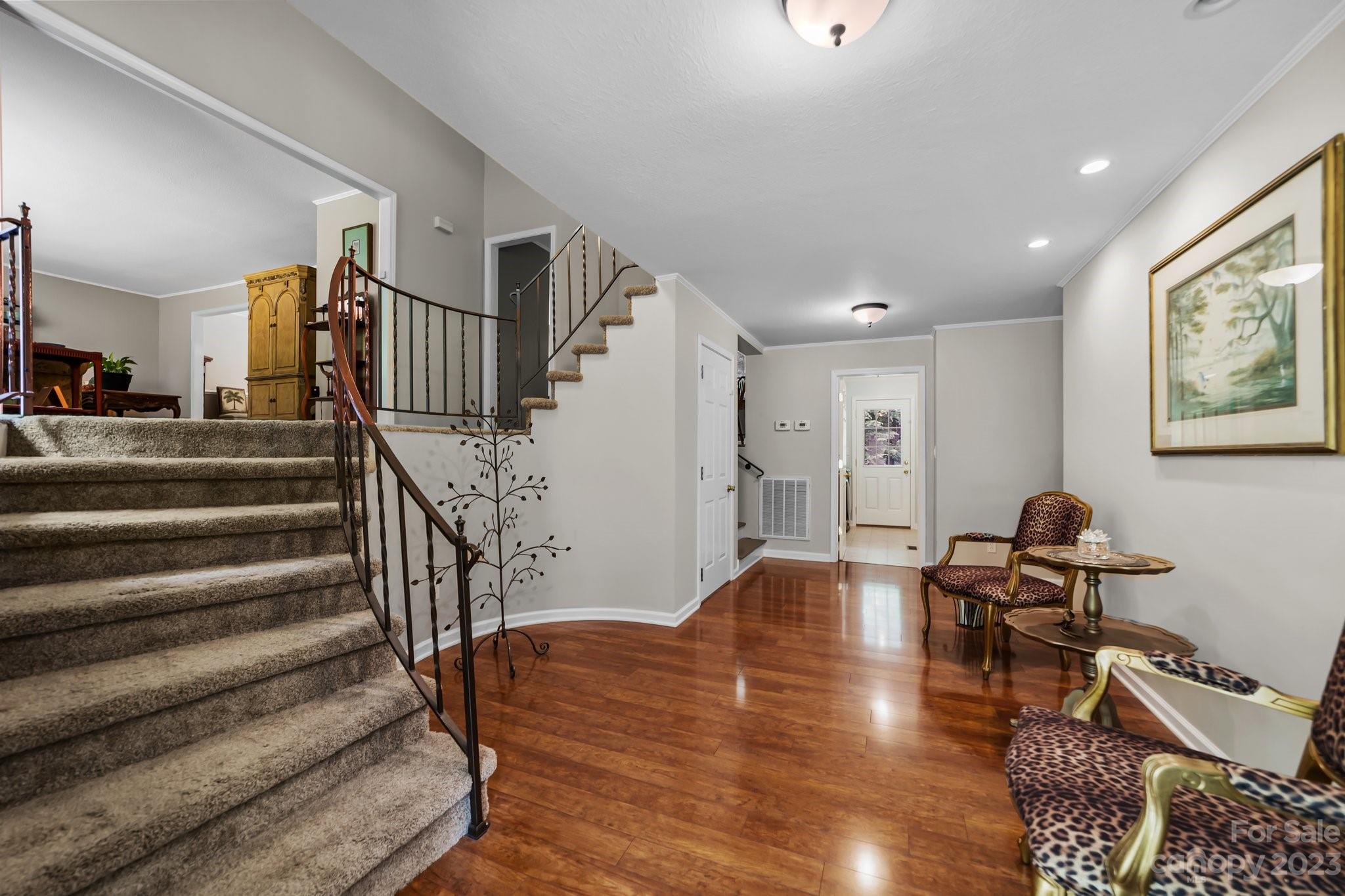 125 Tybeth Circle