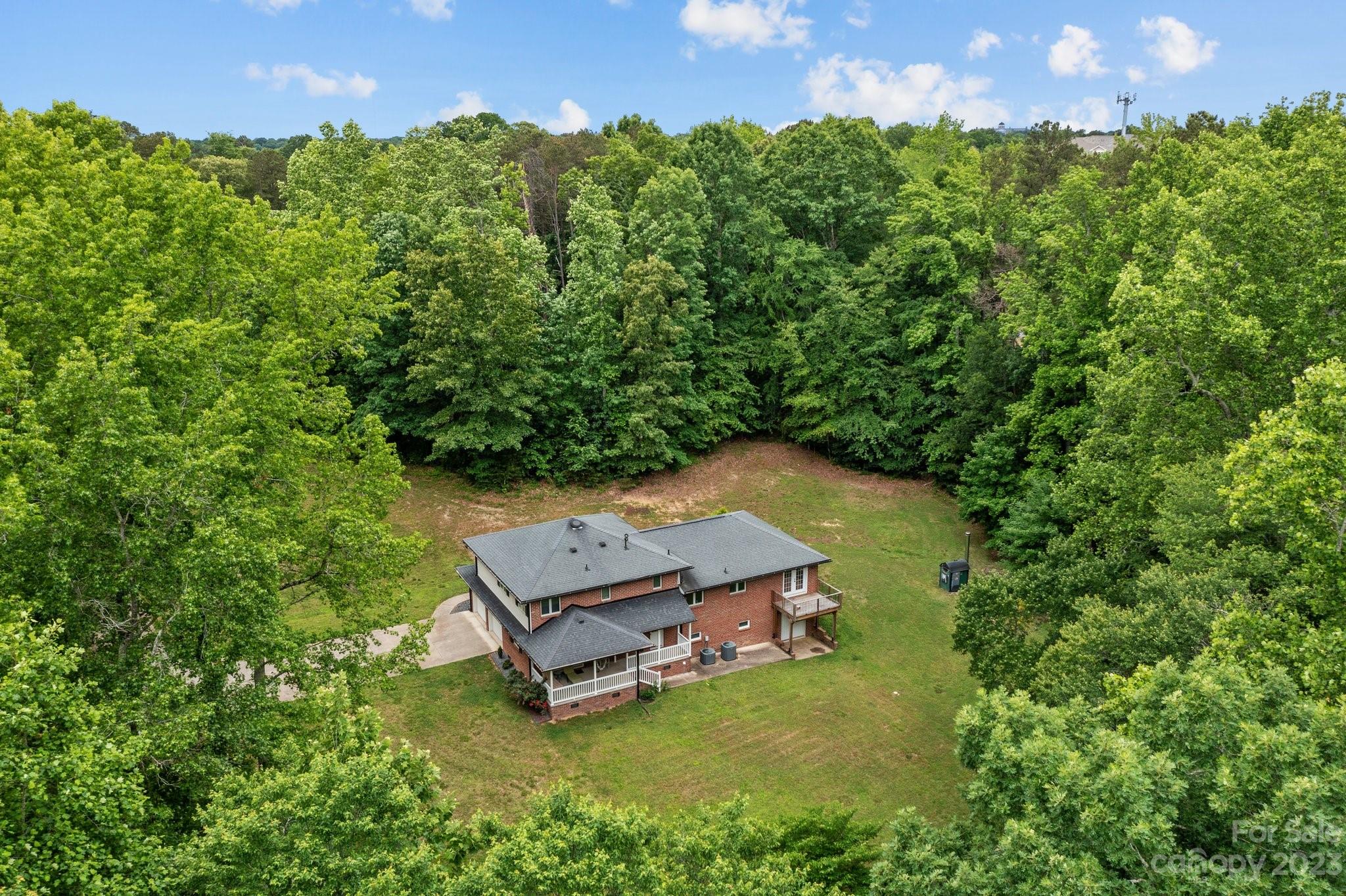 125 Tybeth Circle