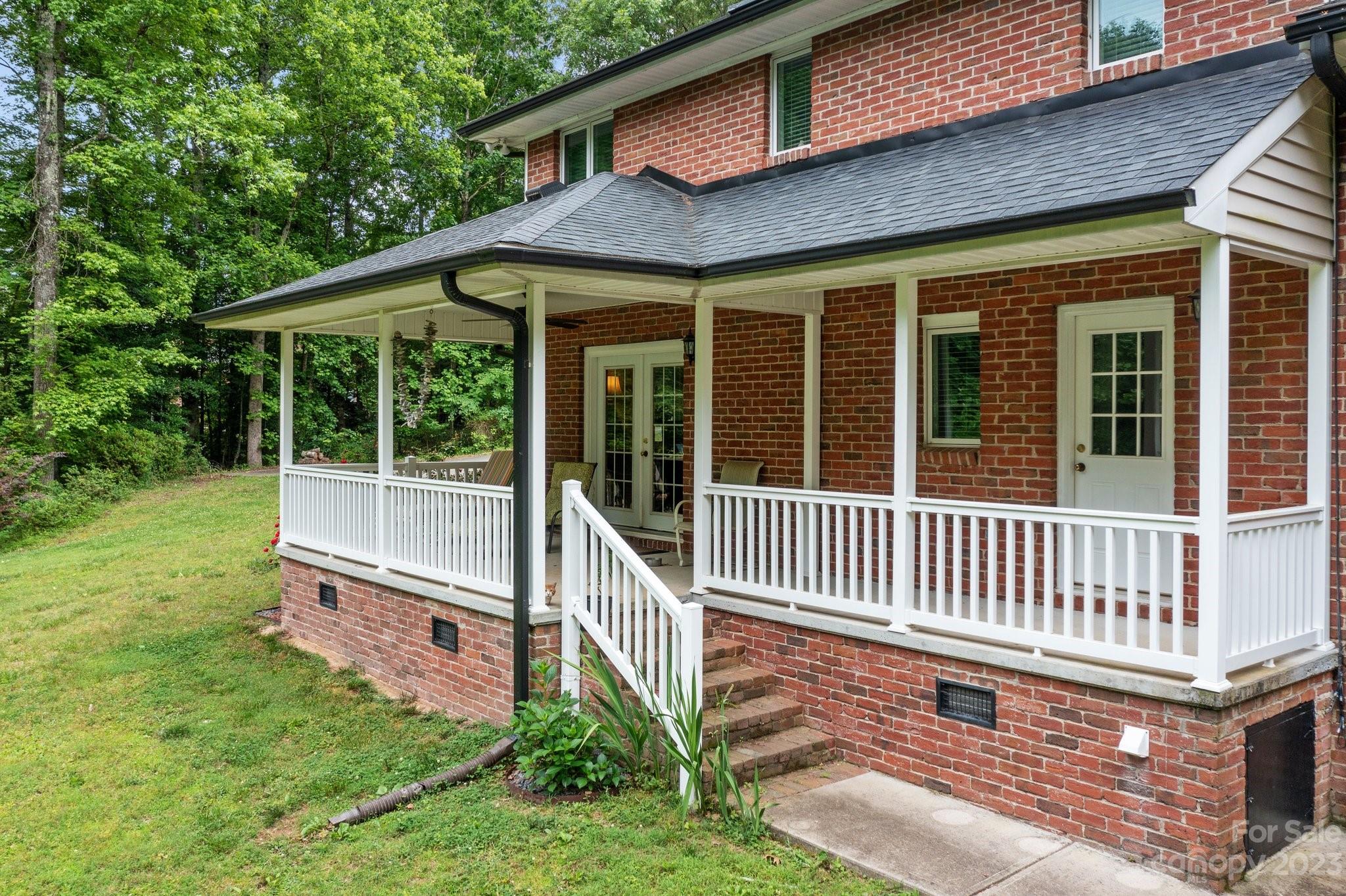 125 Tybeth Circle