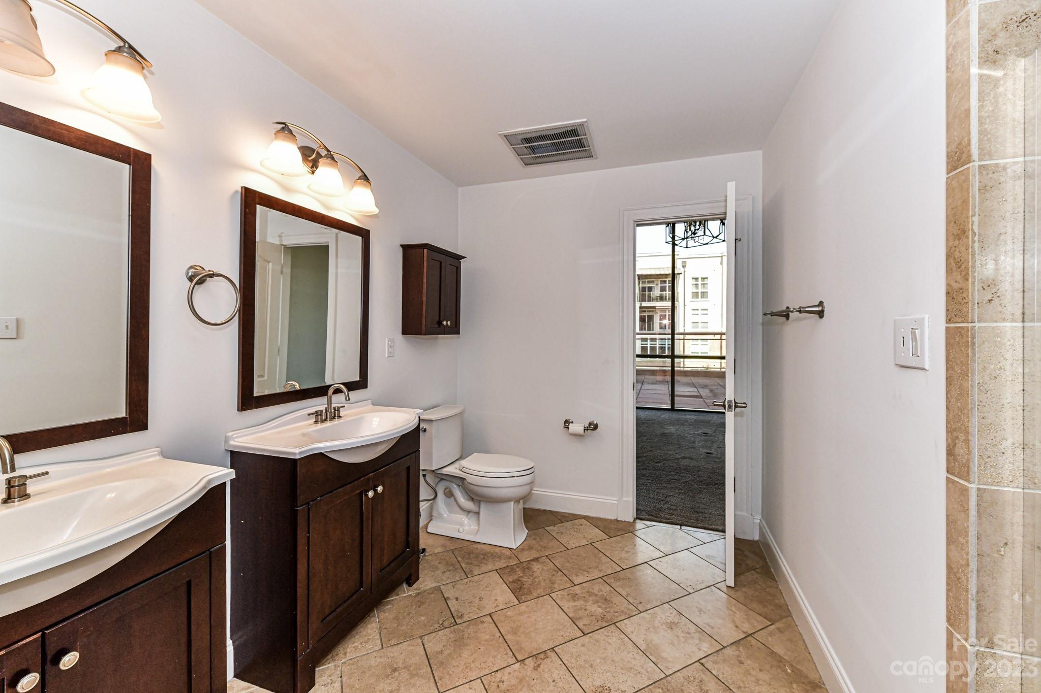 315 Arlington Avenue Unit: 505