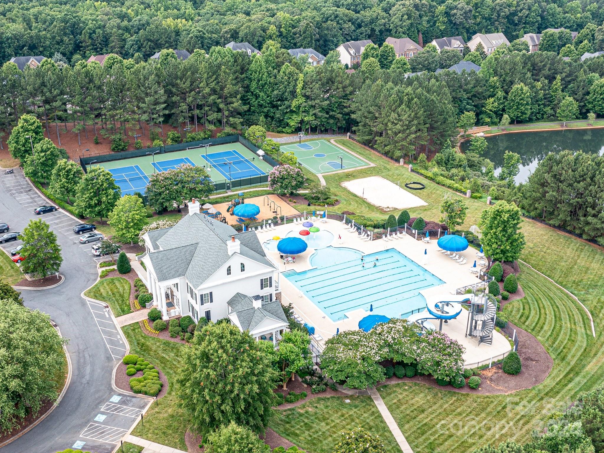 7200 Harcourt Crossing