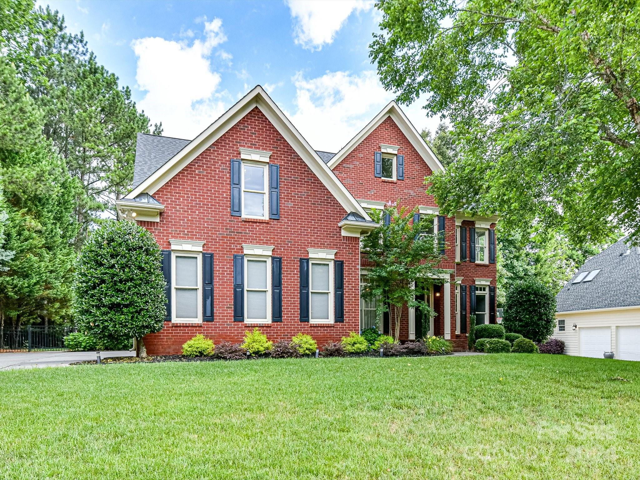 7200 Harcourt Crossing