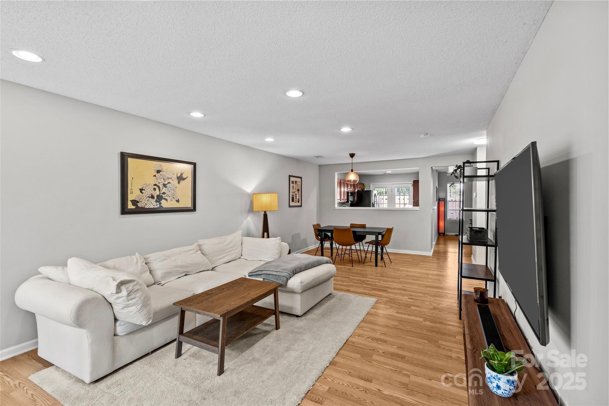 10127 University Park Lane