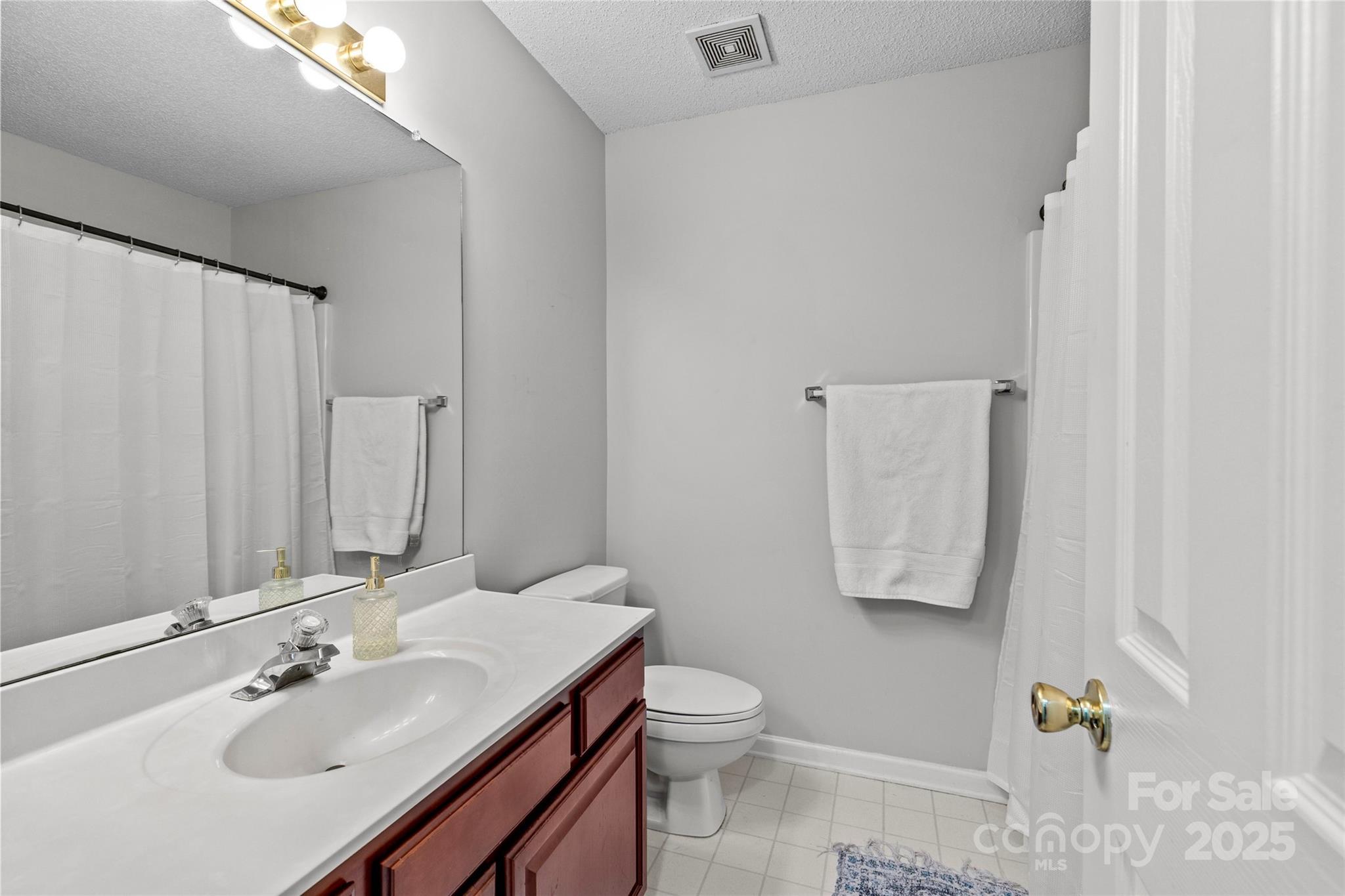 10127 University Park Lane