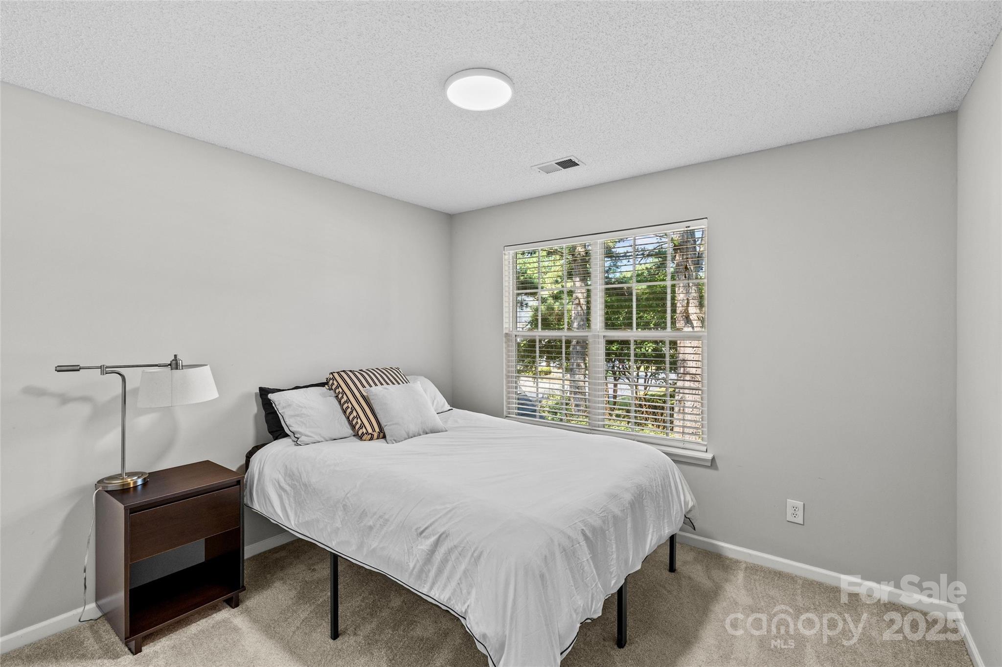 10127 University Park Lane
